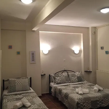 Хостел Agia Triada Rooms *